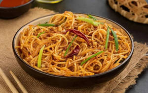 Schezwan Veg Noodles (gb)