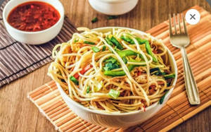 Veg Hakka Noodles (gb)