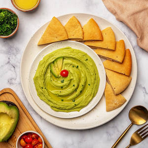 Creamy Avocado Hummus