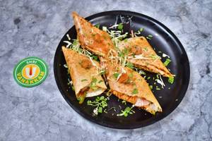 Mushroom Schezwan Dosa