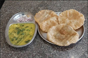 Puri Bhaji [3 Pooris]