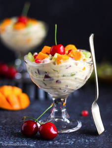 Fruit Salad With Icecream