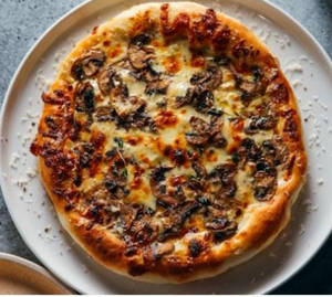 Mushroom Cheese Pizza
