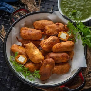 Paneer Pakoda [12 Pieces]