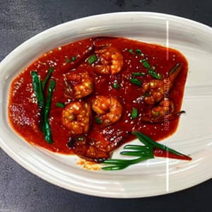 Pan Fried Prawn In Chilli Sauce