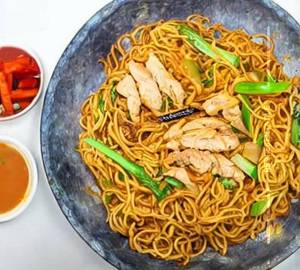 Chicken singapuri noodles
