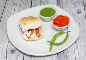 Schezwan Vada Pav