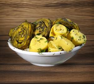 Khandvi and patra combo