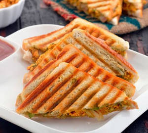 Paneer Makhani Grilled Sandwich