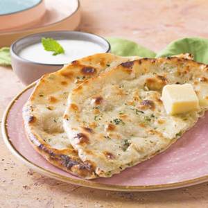 Paneer Paratha With Curd