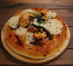 Tomato Basil Chicken Pizza