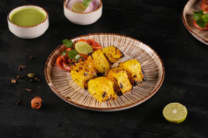 Tandoori Pineapple Tikka Khass 8 Pcs