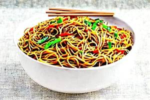 Vegetable Chilly Garlic Noodles
