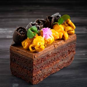 Caramel Popcorn Chocolate cake
