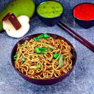 Mushroom Schezwan Noodles