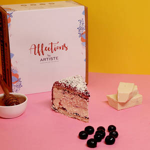 Blueberry Ice Cream Cake Slice 125 Gm