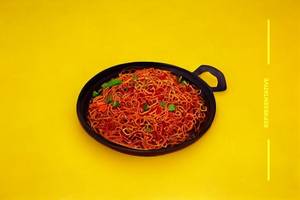 Veg schezwan noodles                           