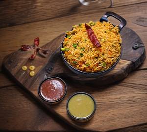 Veg schezwan fried rice