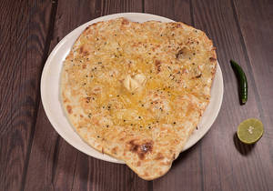 Cheese Garlic Naan
