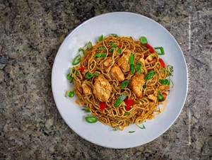 Chicken Schezwan Fried Noodles
