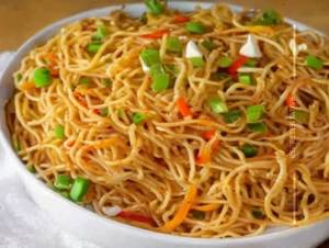 Egg schezwan noodles