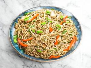 Veg Mushroom Noodles