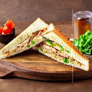Chicken Club Safari Cheese Sandwich