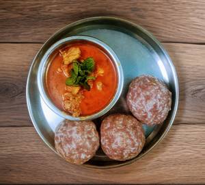 10 Ragi Balls with Large Chicken Curry Family Pack
