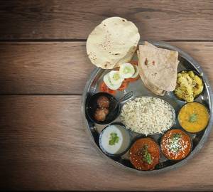 Bhagwati Special Thali
