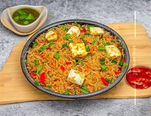 Chilli Garlic Paneer Fried Rice