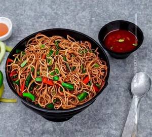 Veg Schezwan Hakka Noodles Half