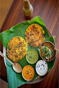 Set Dosa With Vadai Curry