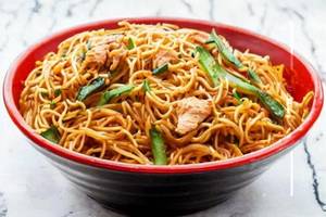 Chicken Schezwan Noodles