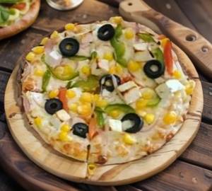 Capsicum onion pizza
