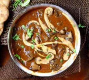 Mushroom Chilly(Semi Gravy)