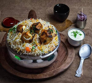 Paneer Mushroom Biryani (750ml)