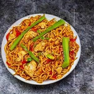 Chicken Spicy Noodles Toast