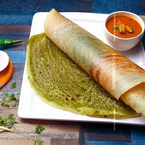 Capsicum Chilly Garlic Dosa