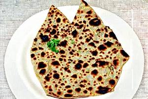 Butter Paneer Paratha