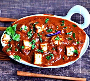 Chilly Paneer Semi Gravy