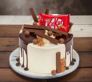 Kitkat jam cake