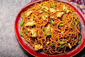 Schezwan Chicken Hakka Noodles