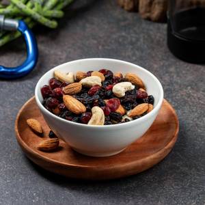 Nuts & Berries Trail Mix (40 gms)