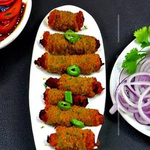 Chk Keema Garlic Sticks