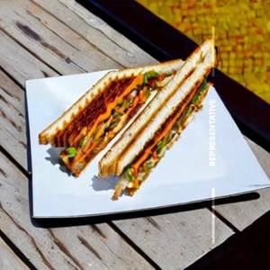 Veg Grilled Sandwich [4 Pieces]