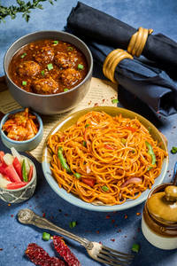 Schezwan Noodle + Manchurian Gravy