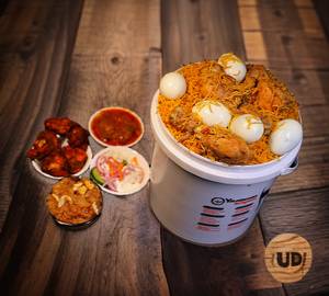 Chicken Party Bucket [Serves 14-15]
