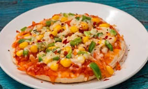 Capsicum Corn Pizza