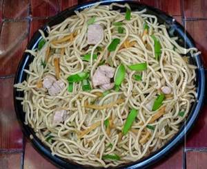Chicken hakka noodles