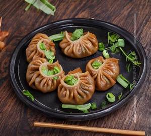Chicken pan fried momo